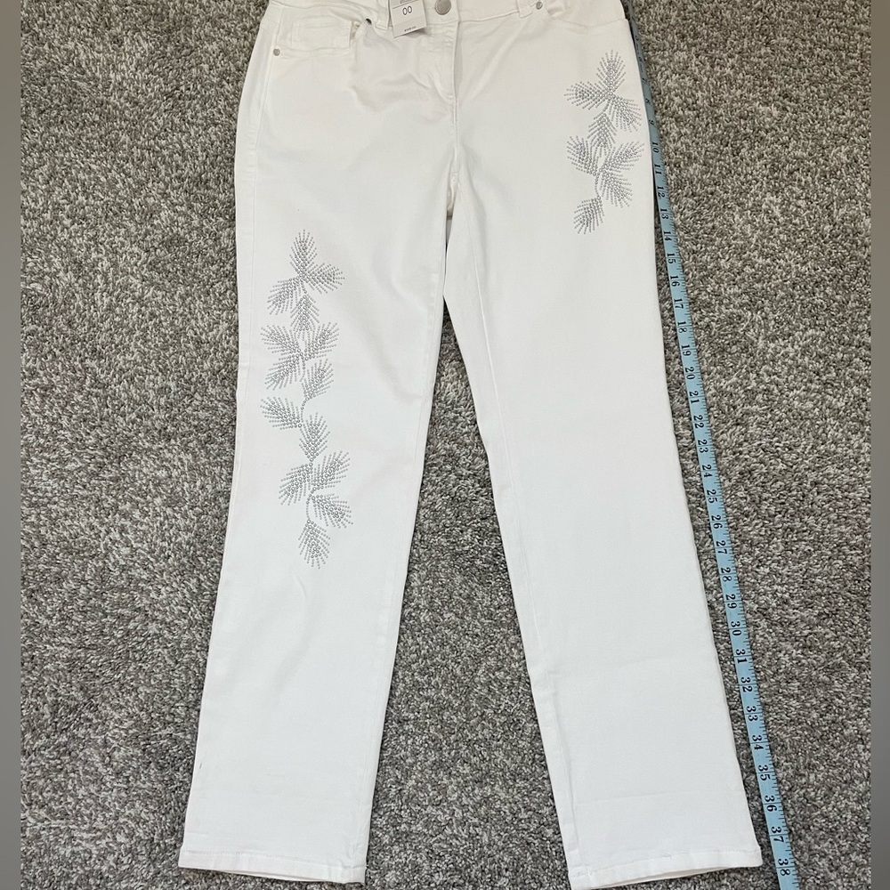 Chicos Sateen Embellished Skimmer Pants